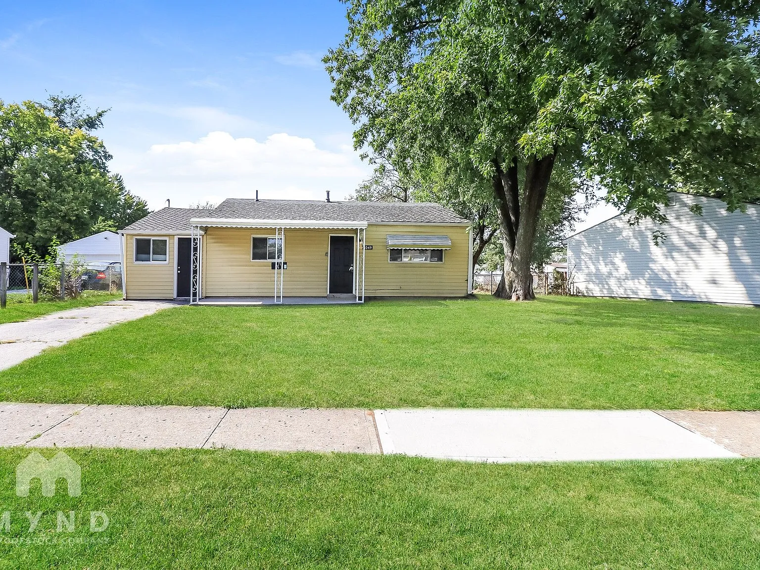 3 bed, 1.0 bath, 1134 sqft, $1,795 — Photo 1