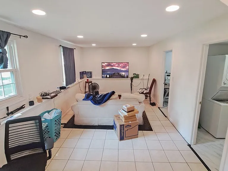 5209 Vaughan Ct — Photo 14