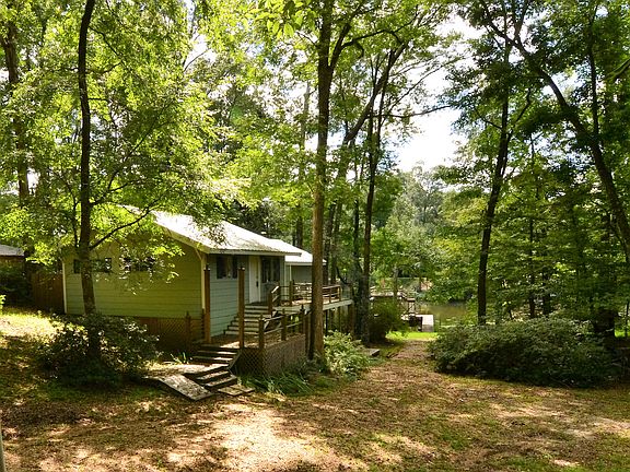 2nd image of 12797 Dogwood Rd