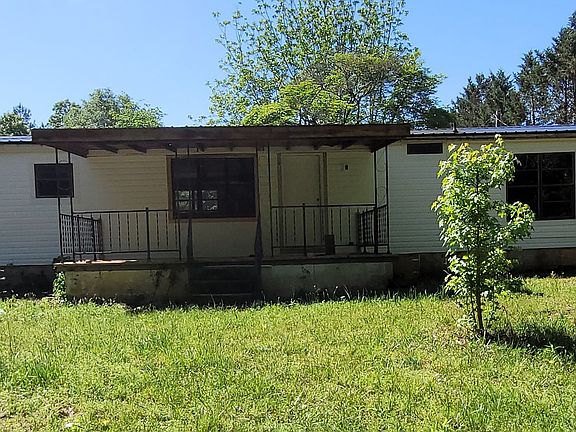 2nd image of 462 Pineywoods Rd