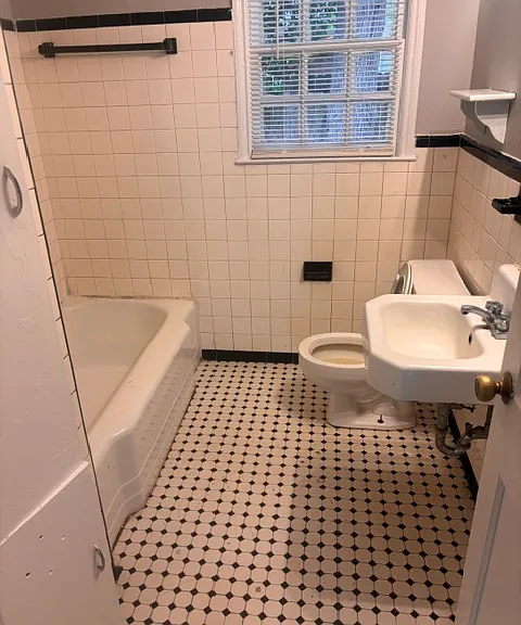 809C 1st Ave #C — Photo 4