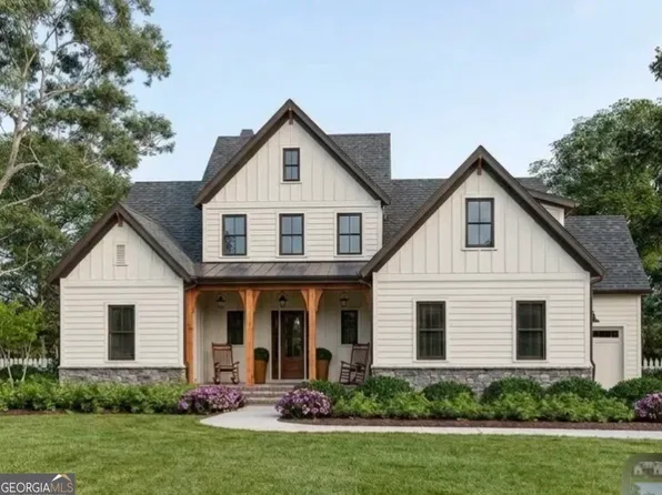 2628 Amberly Dr, Dunwoody, GA 30360