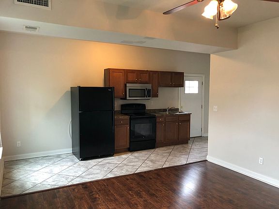 3rd image of 2728 S 4th St Unit 2