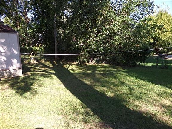 4th image of 7442 Paseo Blvd