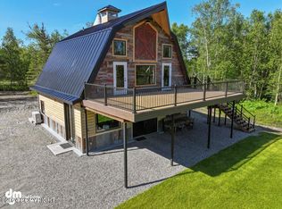 555 S Lower Rd, Palmer, AK 99645