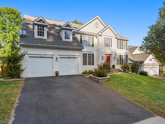 3rd image of 2798 Burrough Hill Ln