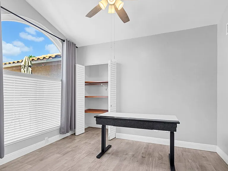 3945 E Salinas St — Photo 16