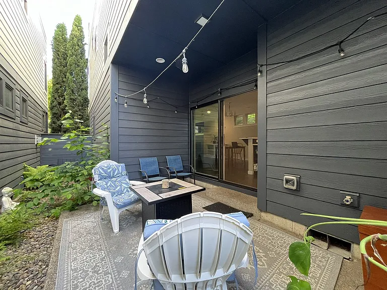11393 SW Barber St — Photo 57
