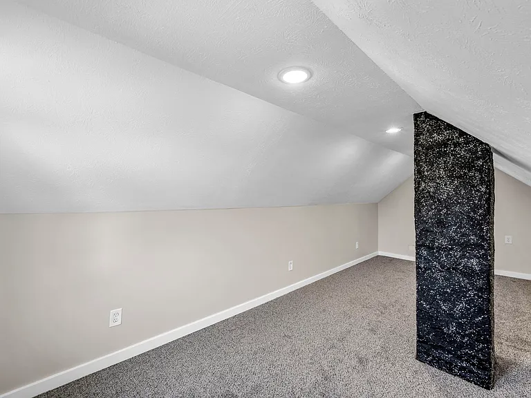 20830 Trebec Ave — Photo 15