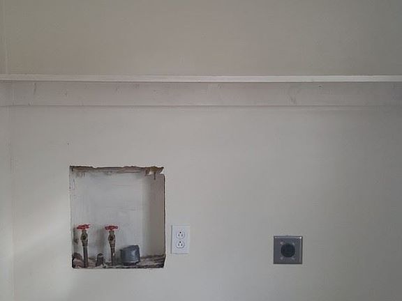 5th image of 3034A McLemore St