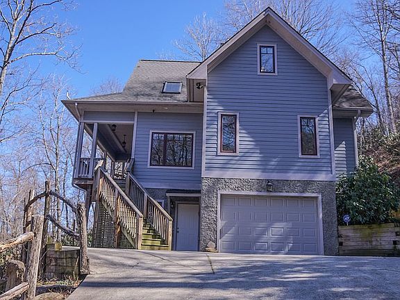 2nd image of 18 Wood Haven Ln