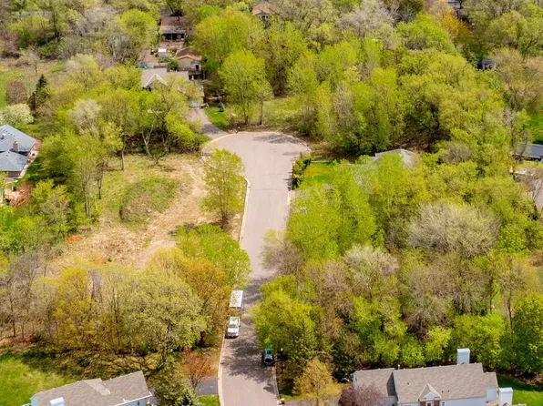 1787 Cheri Ct, White Bear Lake, MN 55110