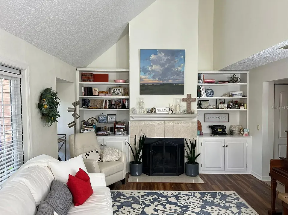 2 bed, 1461 sqft, $1,800 — Photo 2
