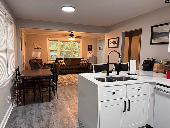 4th image of 807 Misty Harbor Rd