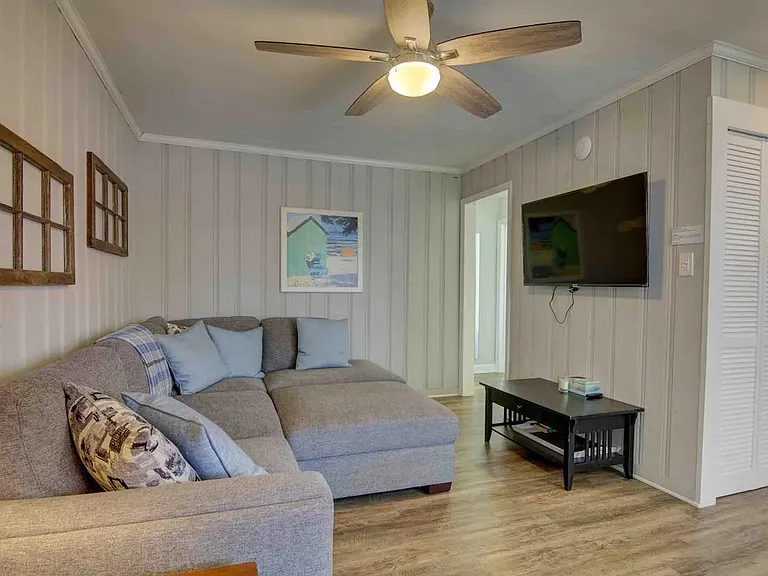 1407 Saint Louis Ave #U6 — Photo 5