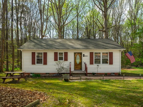 900 Cricket Knoll Rd, Fuquay Varina, NC 27526