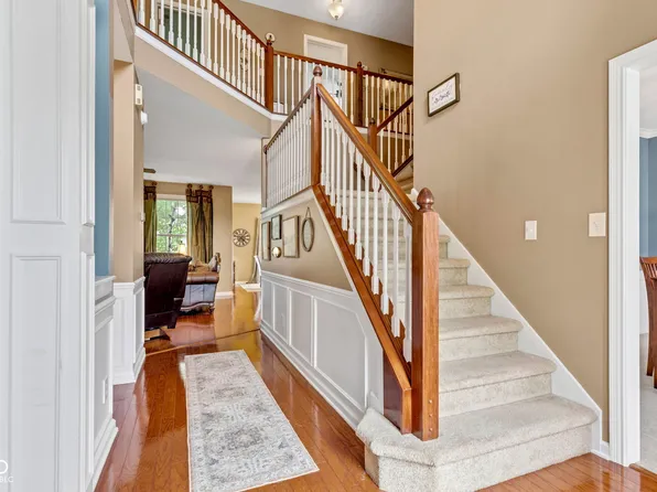 705 Ridge Gate Dr, Brownsburg, IN 46112