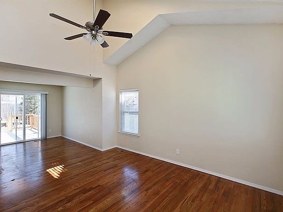 4th image of 8259 Steadman Dr