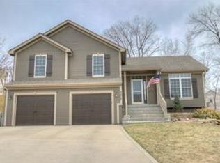 7317 N Donnelly Ave, Kansas City, MO 64158