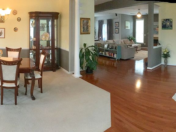 3rd image of 15181 Santander Dr