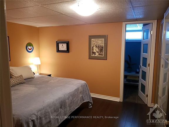 3rd image of 3376 Chilliwack Way
