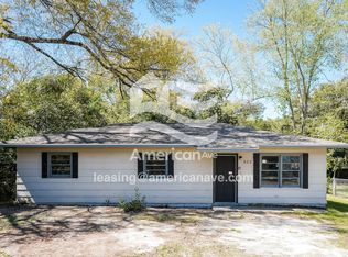 823 Crestwood Ter, Warner Robins, GA 31088