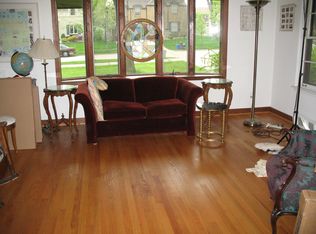 343 E Ridge Ave, Elmhurst, IL 60126