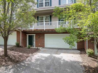 320 Tall Oak Blvd, Christiansburg, VA 24073