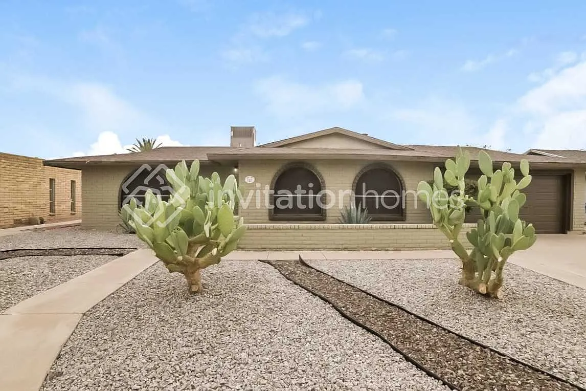 4454 N 105Th Ave Phoenix, AZ 85037 — Photo 1