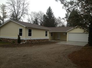 3521 Mannion Rd, Saginaw, MI 48603