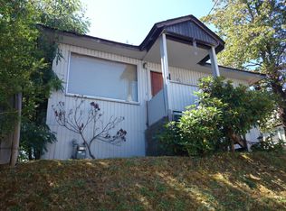 2811 SW Yancy St, Seattle, WA 98126