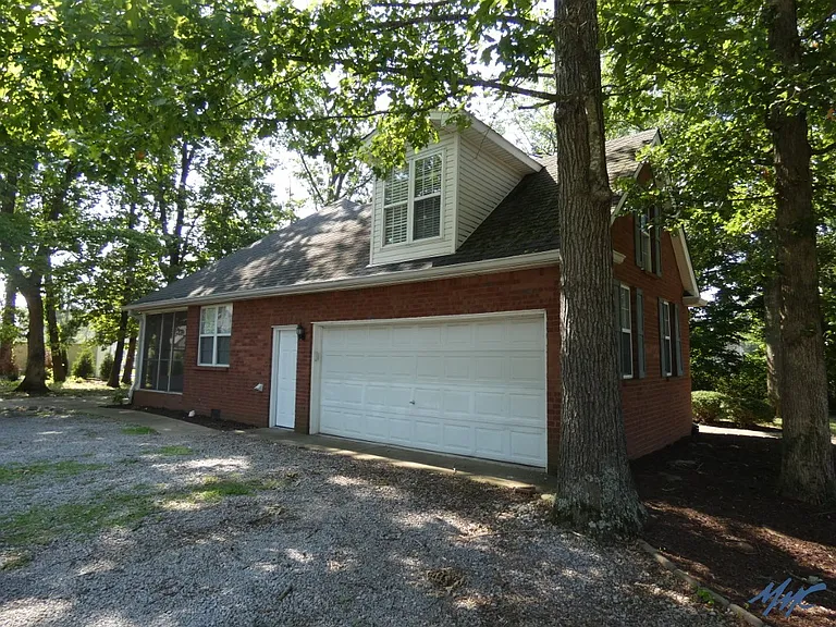 419 Conhocken Ct — Photo 3
