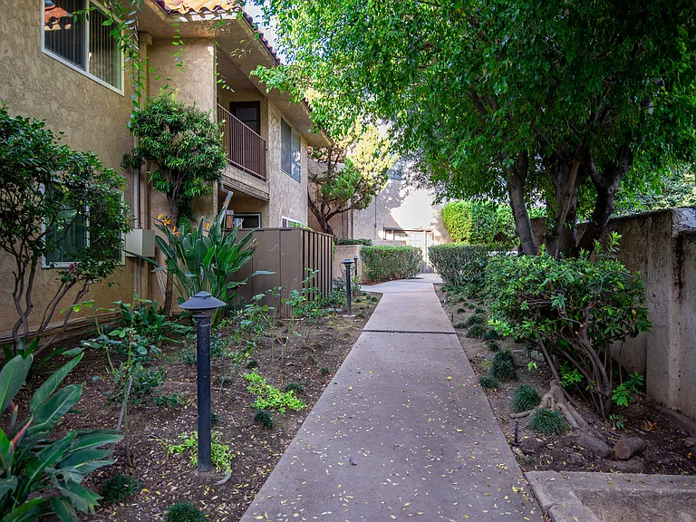 1764 Foothill St #1 — Photo 3
