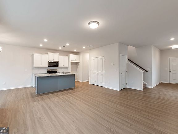 4th image of 106 Windmill Ct