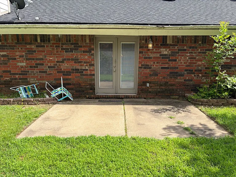 9313 Houston St — Photo 22