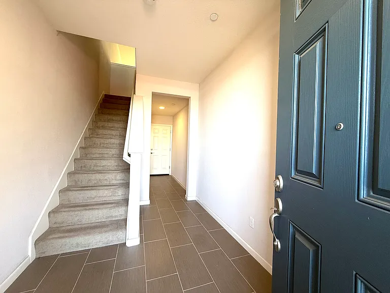 642 Bair Island Rd #1003 — Photo 3