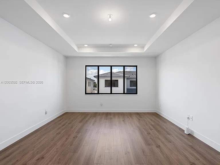 19602 NE 14th Ct — Photo 79
