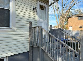 3 Gilbert St APT B, Burlington, NJ 08016