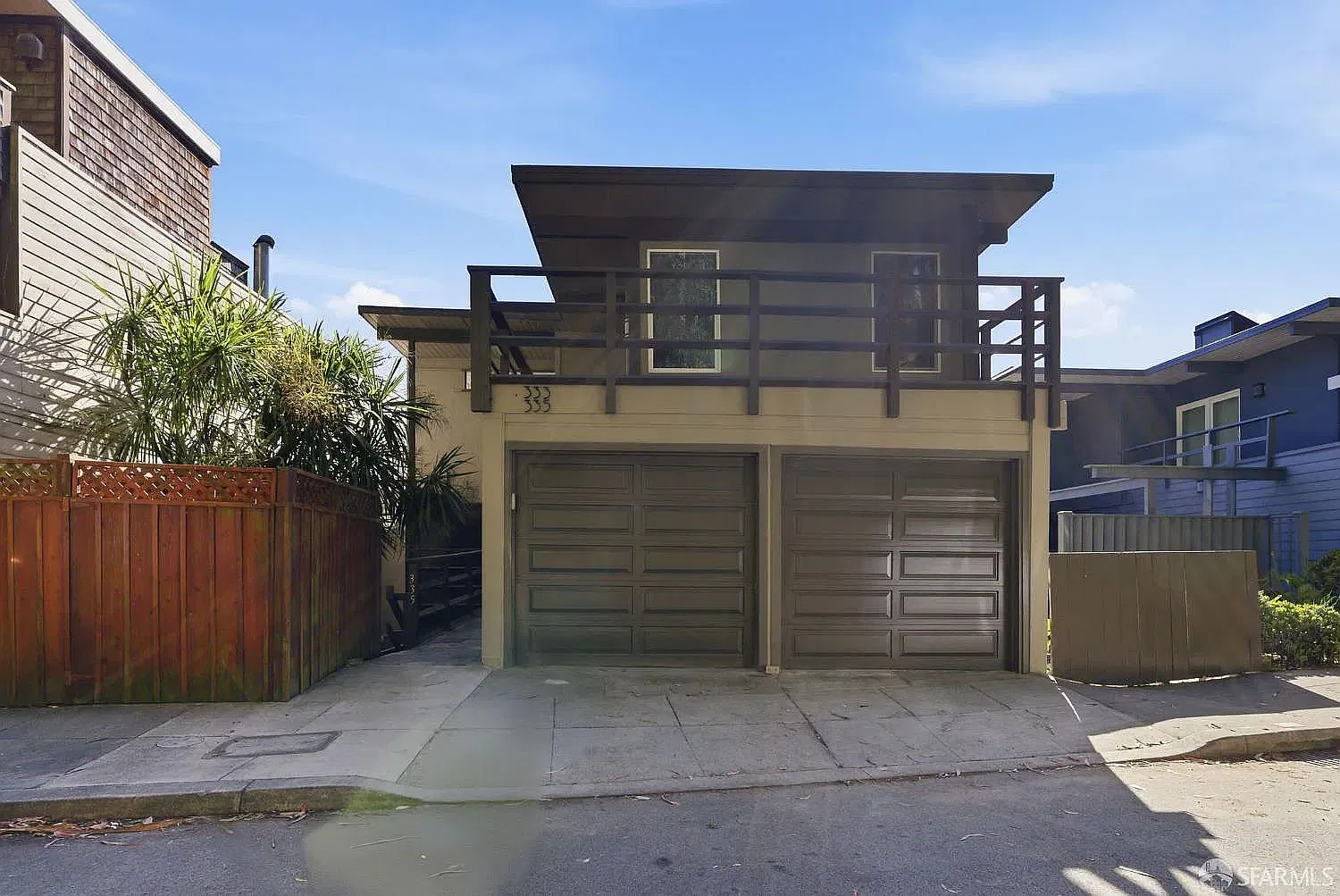 2 bed, 950 sqft, $6,000 — Photo 1