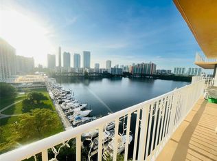 290 174th St APT 1118, Sunny Isles Beach, FL 33160