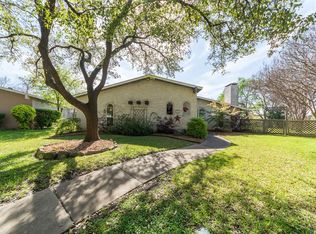 3013 Glenhollow Cir, Carrollton, TX