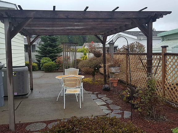 2nd image of 3700 14th Ave SE Unit 87