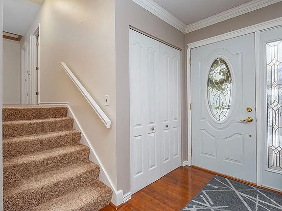 2nd image of 3117 Windsor Dr #0