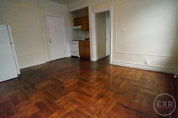 Rented by EXR | media 8