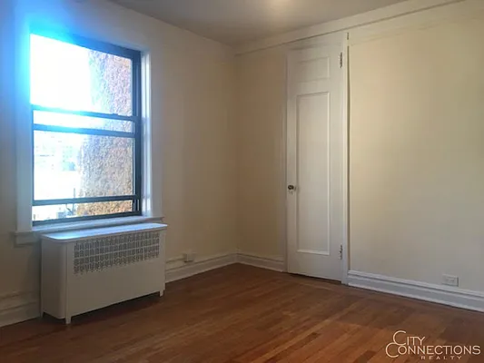 Rented by City Connections Realty | media 18