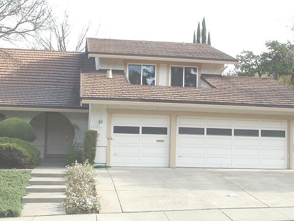 2nd image of 1218 Tulane Dr