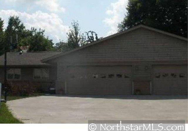 1st image of 416 Countryside Drive SE