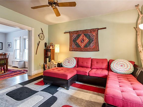 5th image of 22 Greenwood Pl