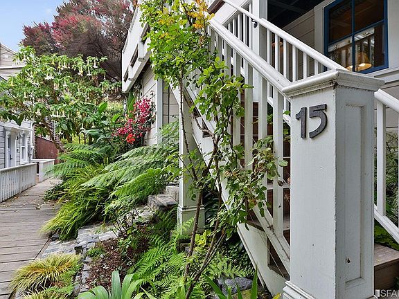 3rd image of 15 Napier Ln