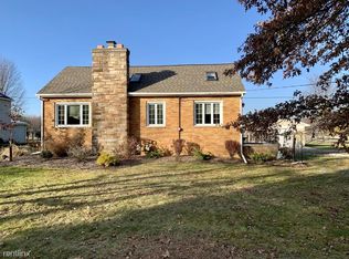 1400 Royalwood Rd, Broadview Heights, OH 44147